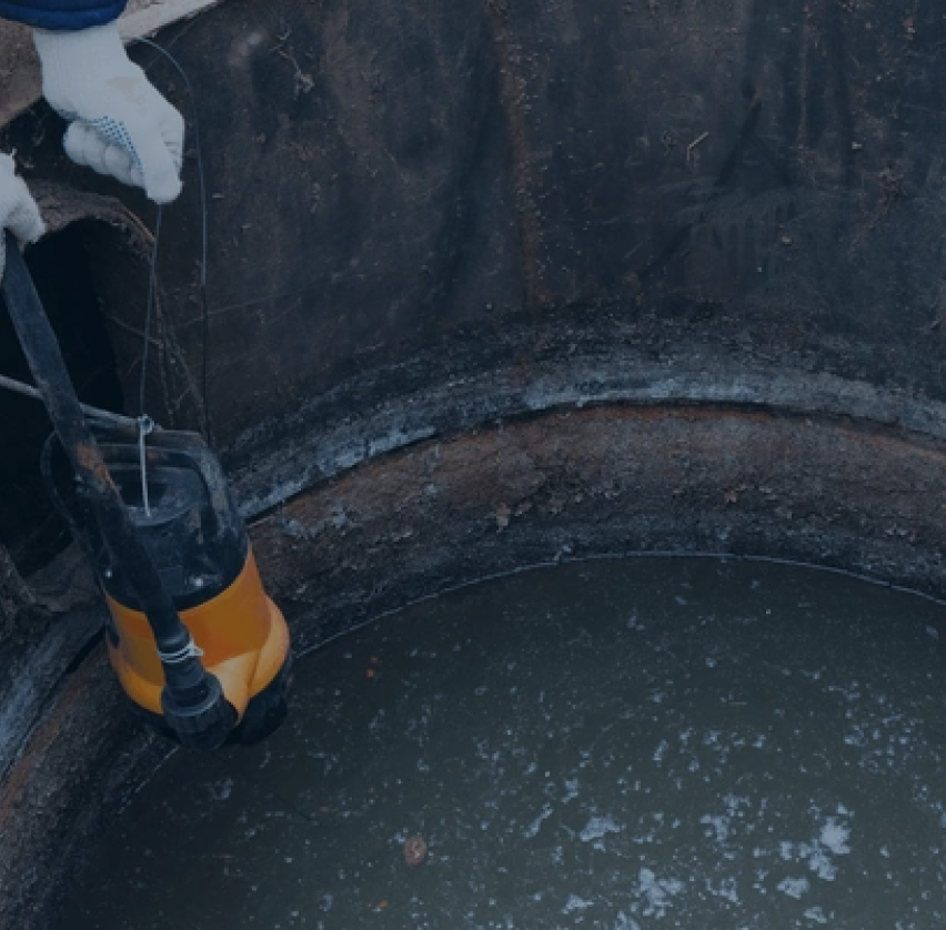 Submersible drainage pump